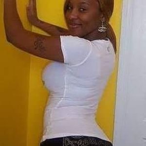 Meet your Posher, Nakeya